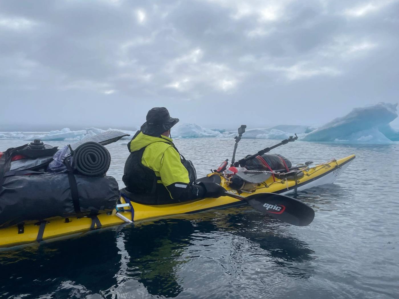 As an adventurer, I do not fight emotions. I accept them and become more resilient. 